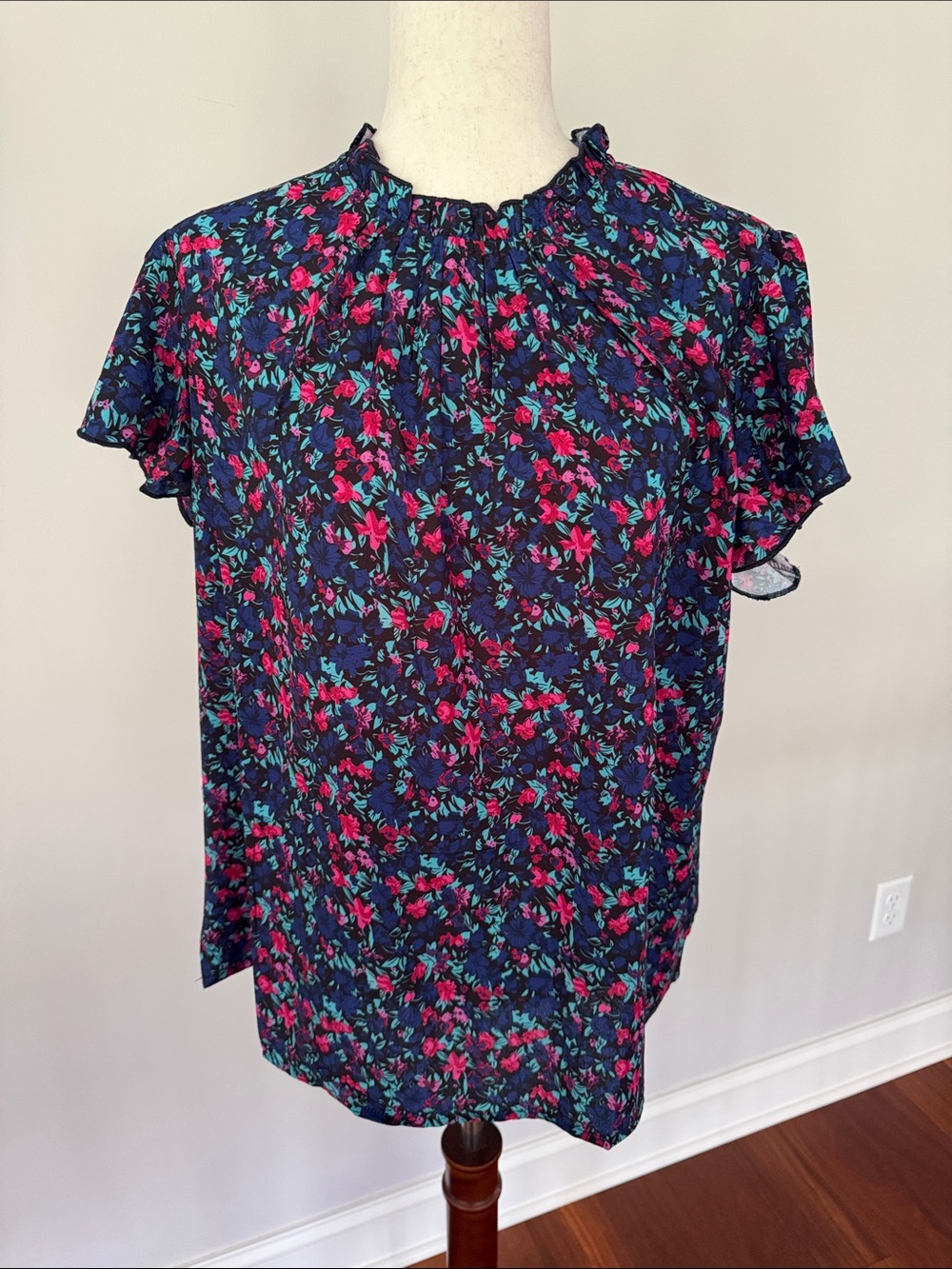 Navy Floral Ruffle-Neck Short Sleeve Blouse